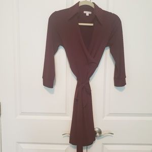 Wrap dress in burgundy